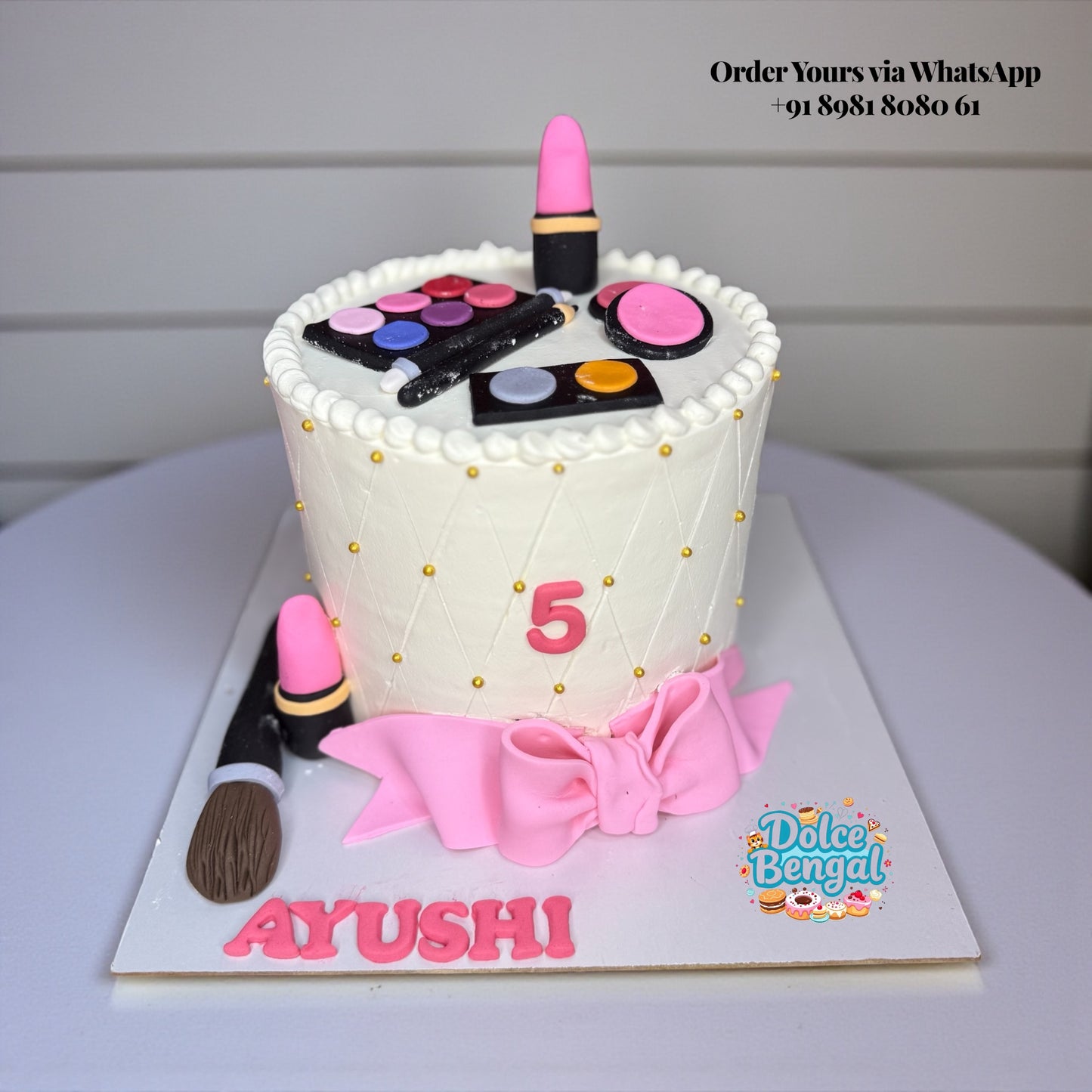 Make Up Cake